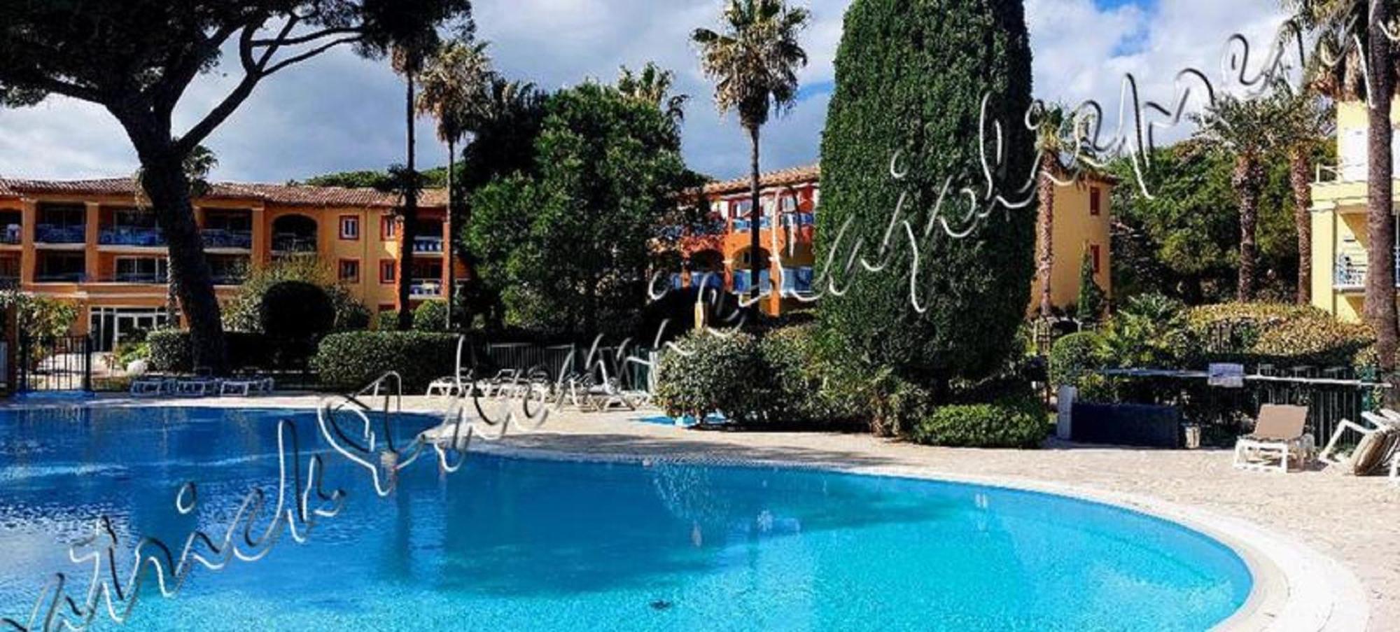 Magnifique Parc de la Presqu'île avec Piscine et Plage face à Porquerolles ! Hyères Esterno foto