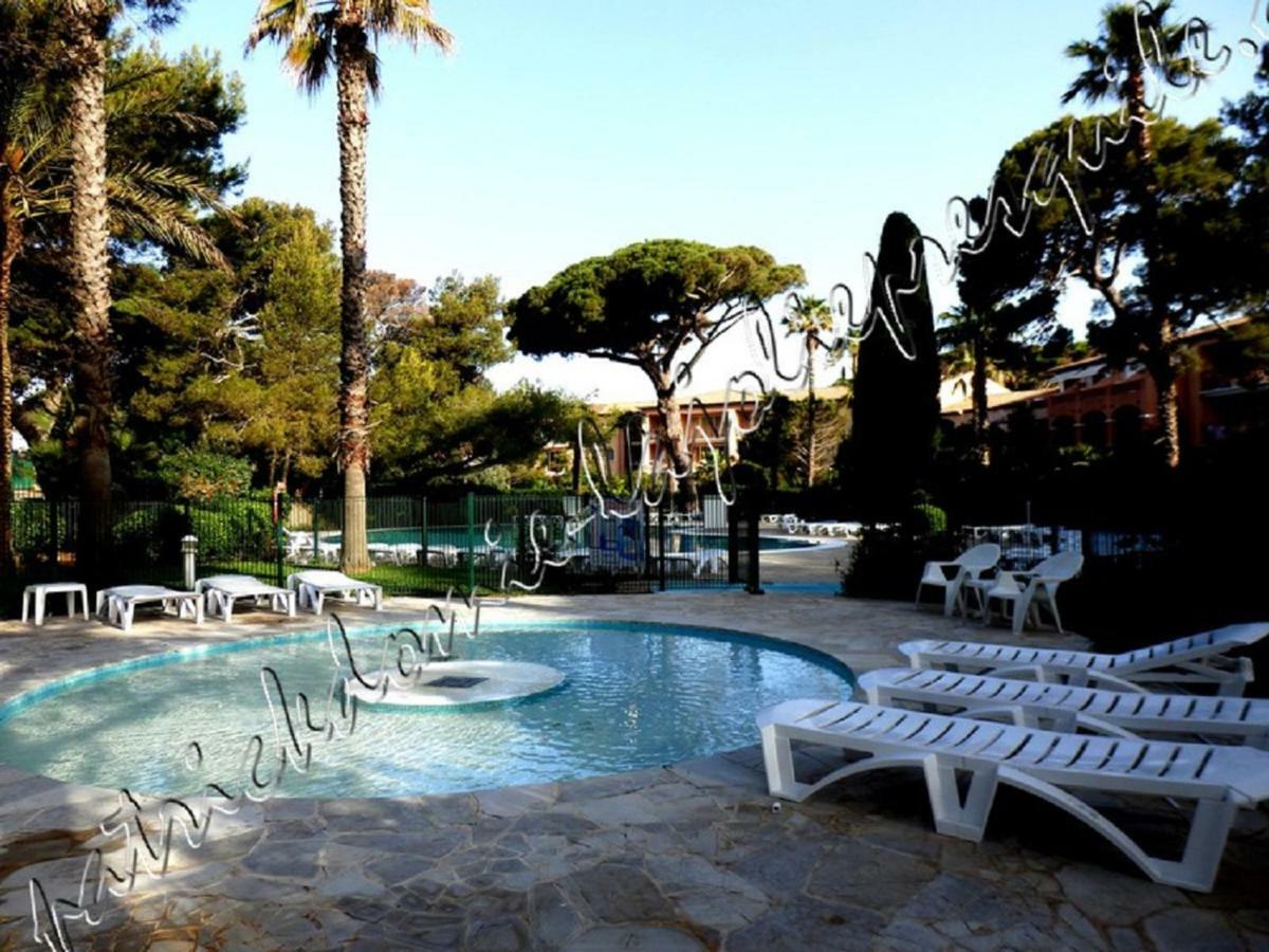 Magnifique Parc de la Presqu'île avec Piscine et Plage face à Porquerolles ! Hyères Esterno foto